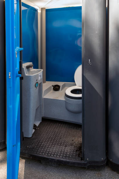 Best Affordable porta potty rental  in Moses Lake, WA